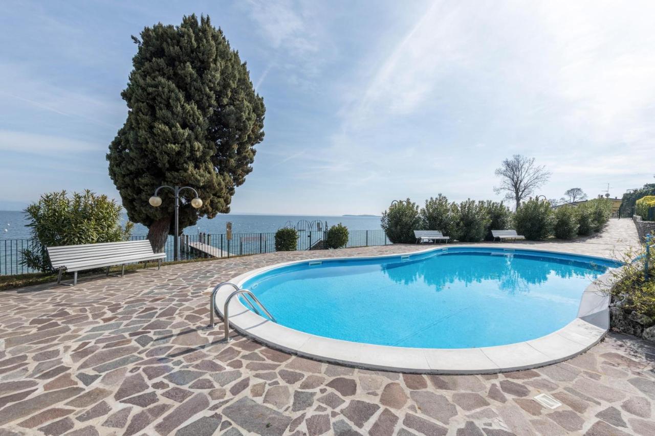 On The Beach Lake View Manerba del Garda Exterior foto